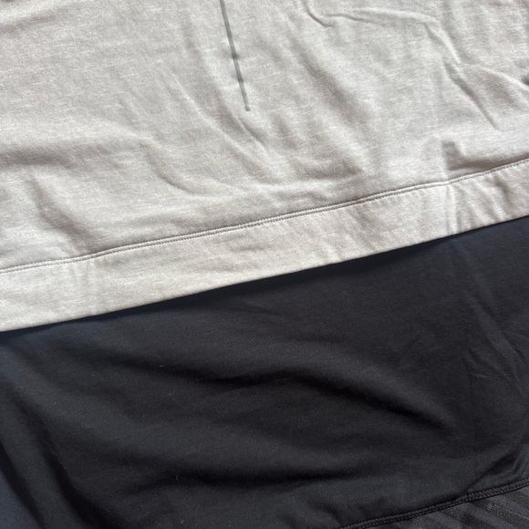 Nike Running  Long Sleeve  Top - Picture 8 of 10